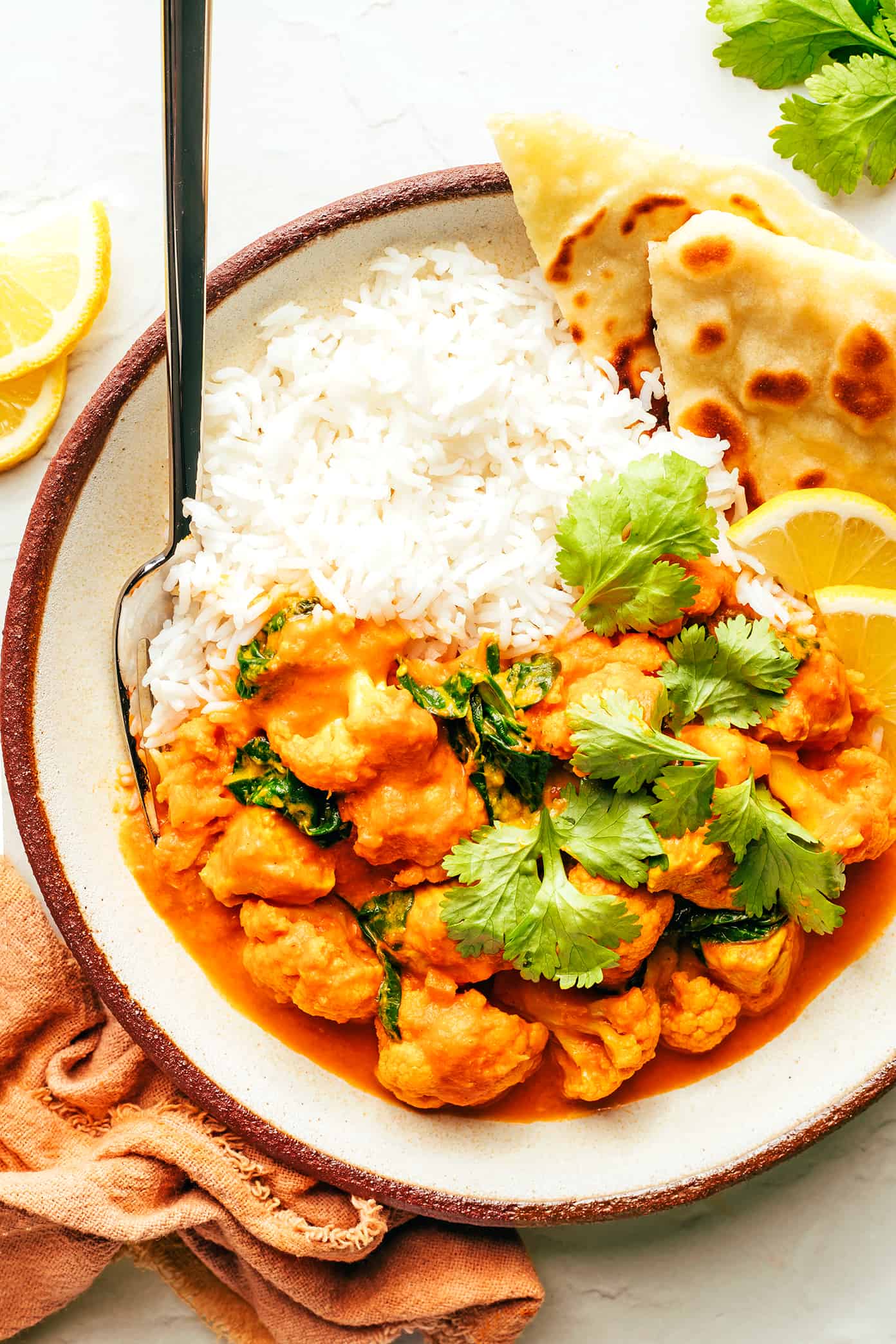 Butter Chicken and Cauliflower (frango com manteiga e couve-flor)