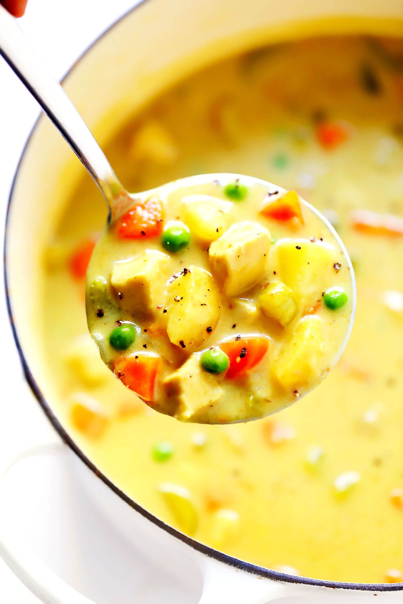 Sopa aconchegante de frango ao curry