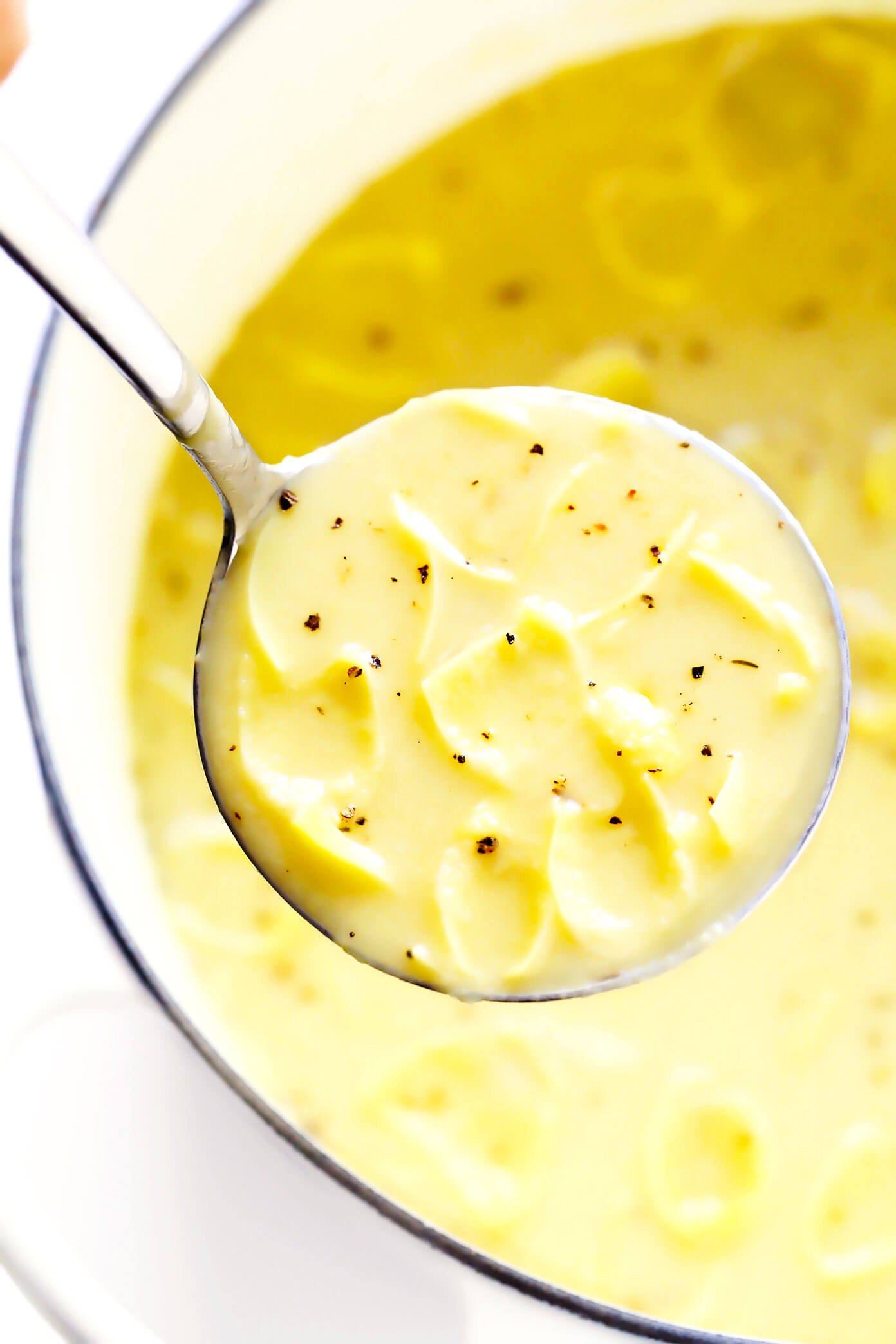 Sopa de alcachofra com limão